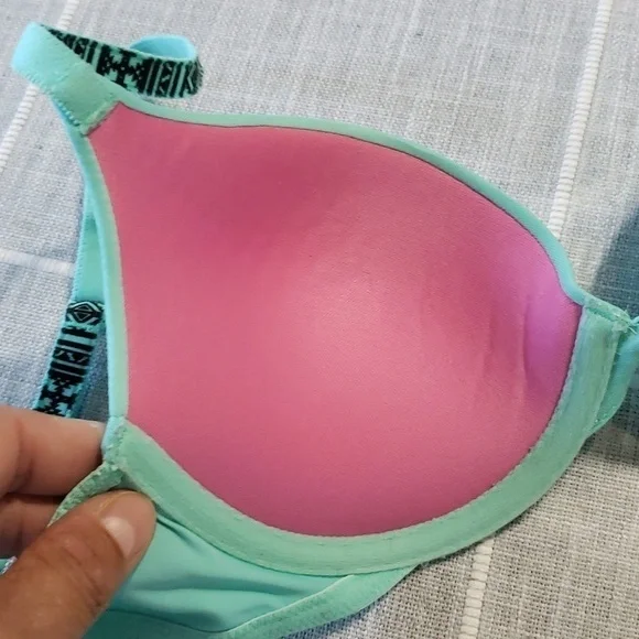 VICTORIA'S Secret Pink Bra, Size 34B - Picture 5 of 9